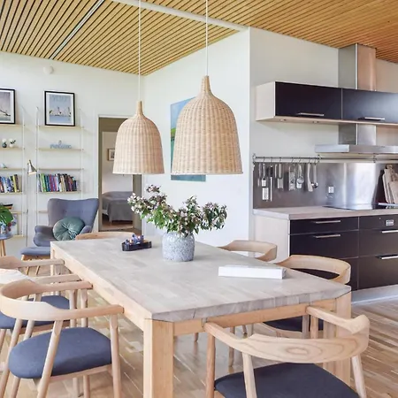 Ferienhaus Strandhaus Mit 4 Schlafzimmern In Børkop