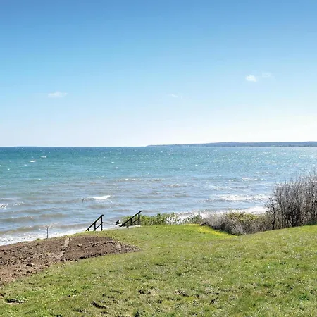 Strandhaus Mit 4 Schlafzimmern In Børkop Ferienhaus *